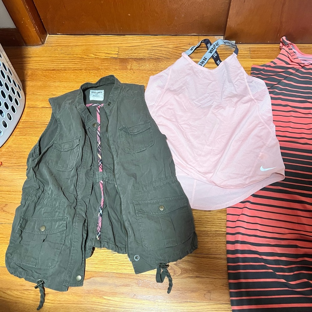 Woman size medium bundle - Picture 2 of 3